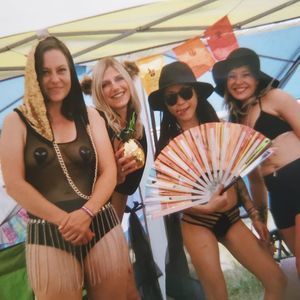 Meet your Posher, Victoria